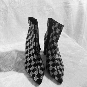 Wild Pair black & silver sequin checkered ankle boots Size 5.5